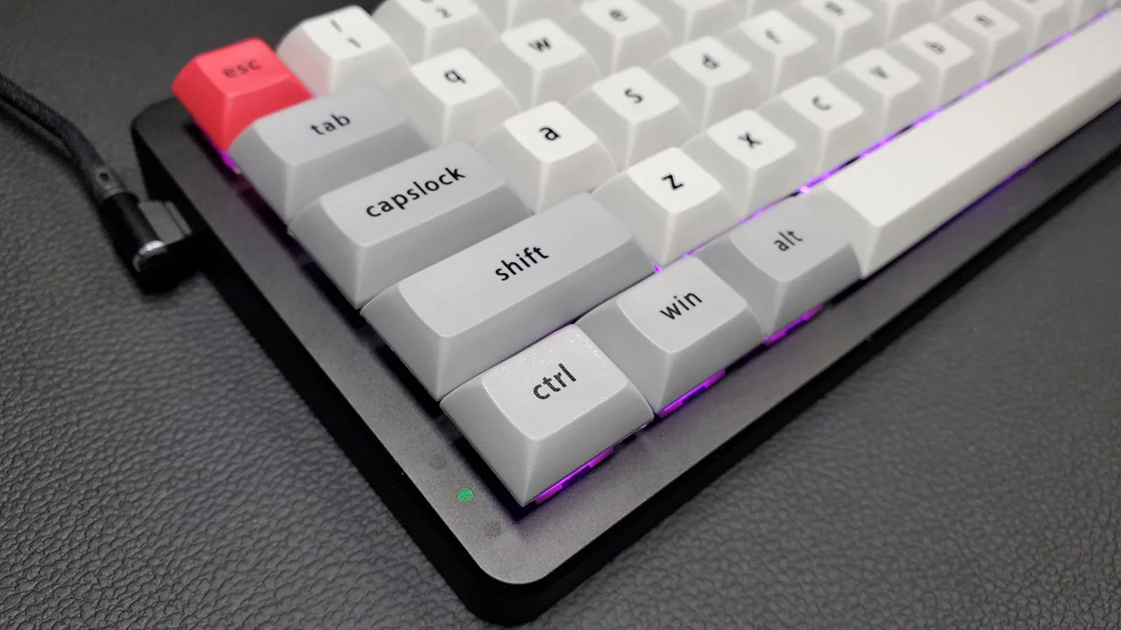 65 Percent Low Profile Aluminum QMK Mechanical Keyboard